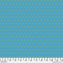 Load image into Gallery viewer, Butterfly Fields Quilt Kit