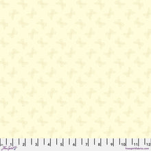 Load image into Gallery viewer, Butterfly Fields Quilt Kit