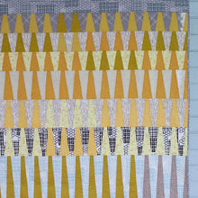 Load image into Gallery viewer, Long Leaf Quilt Pattern