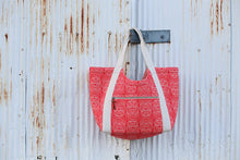 Load image into Gallery viewer, Poolside Tote Pattern
