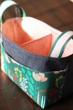 Load image into Gallery viewer, Divided Basket Pattern