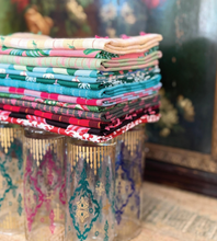 Load image into Gallery viewer, Pre-Order, Presents in Portrait, Silver Lining Collection by Anna Maria, WAMT113-99L
