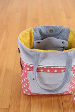 Load image into Gallery viewer, Caravan Tote &amp; Pouch Pattern
